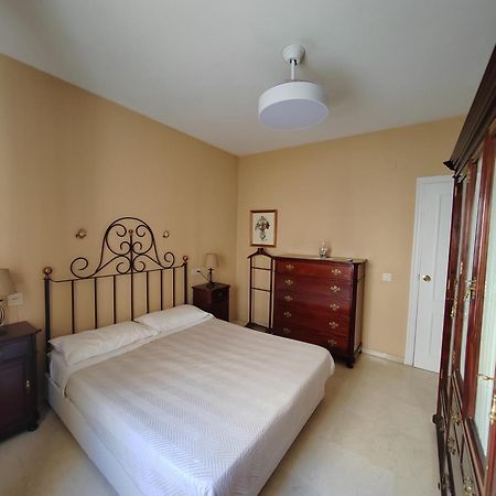 Escapada Santa Justa Apartment Seville Ngoại thất bức ảnh